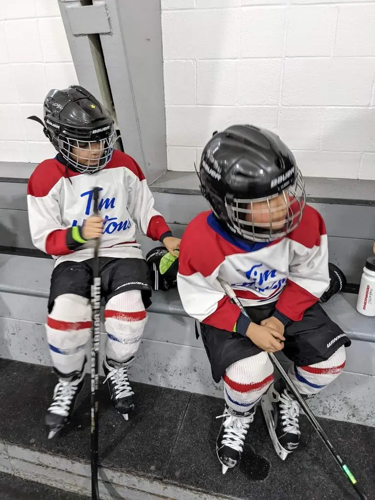 Kids in hockey gear